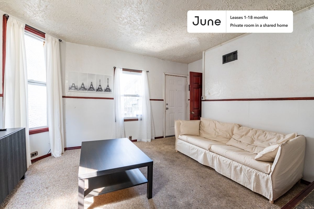 3922 North Ashland Avenue - Photo 4