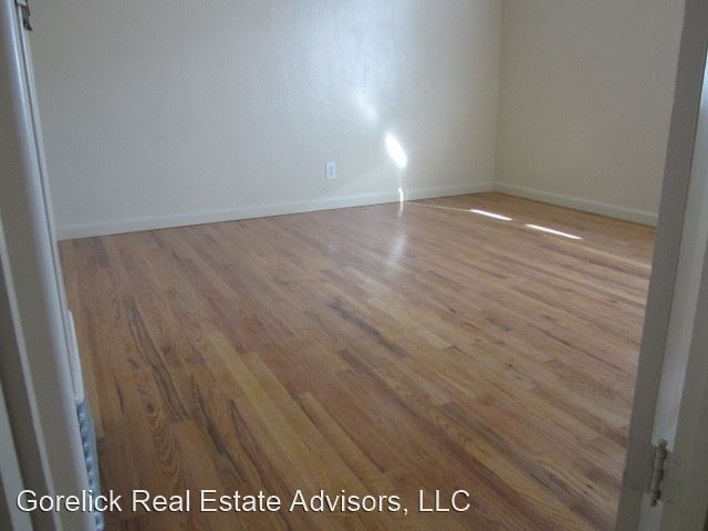 700 Forest Street - Photo 2