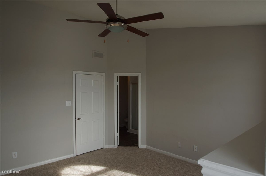 2600 Lake Austin Blvd - Photo 6