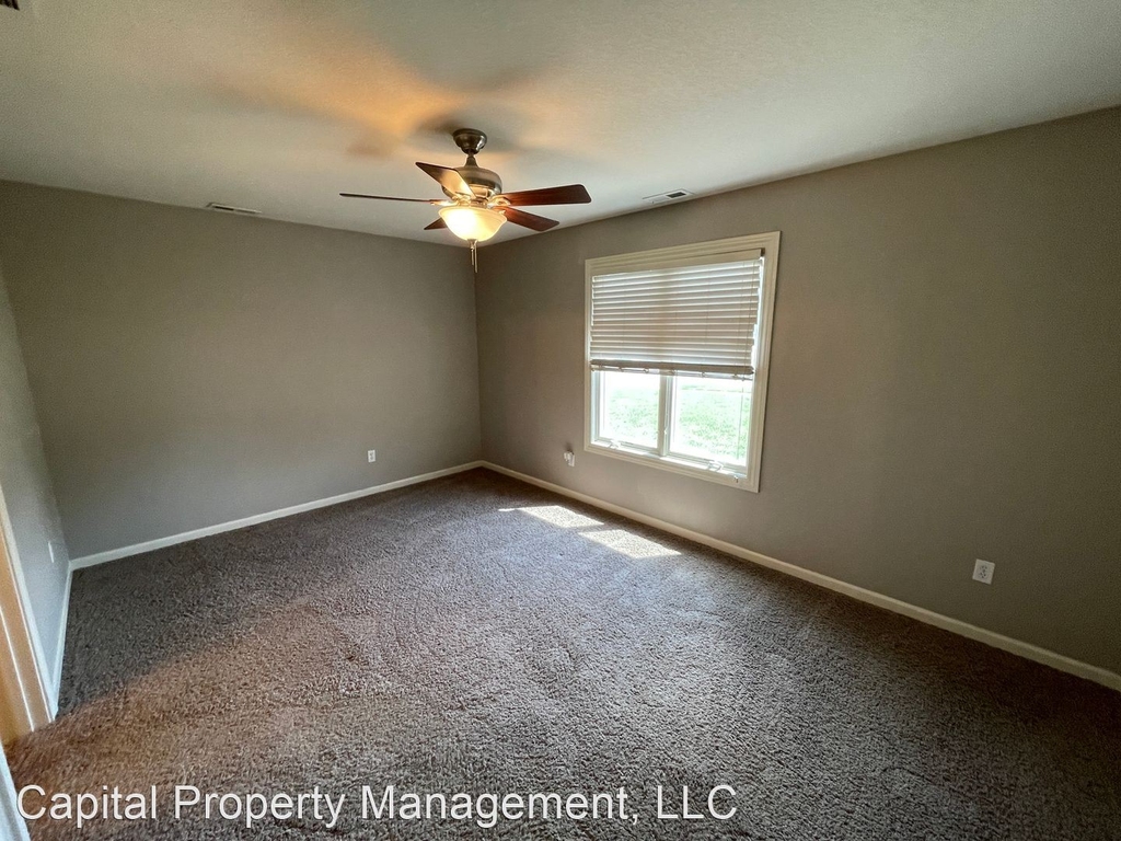 2902 Marguerite Dr. - Photo 2