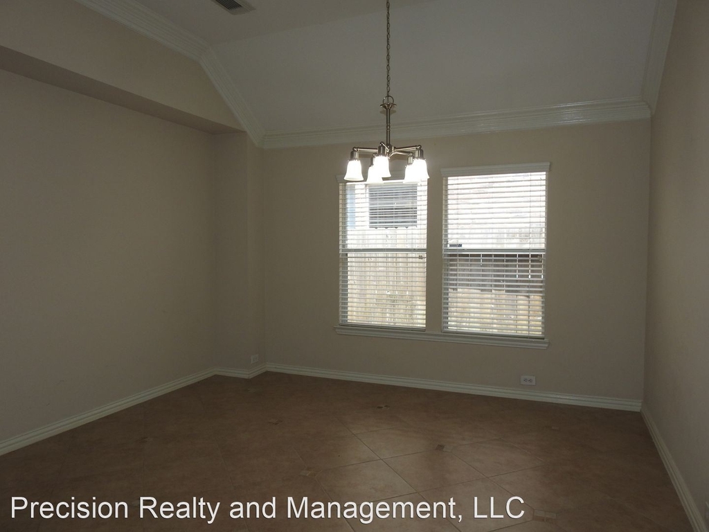 5402 Barleycorn Lane - Photo 6