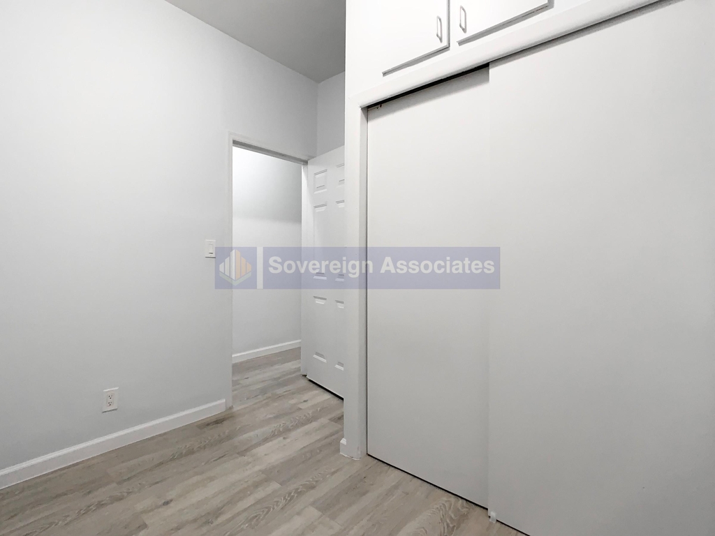 182 Claremont Avenue - Photo 6