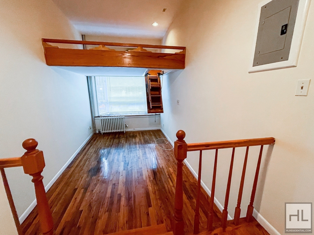 329 East 88 Street - Photo 1