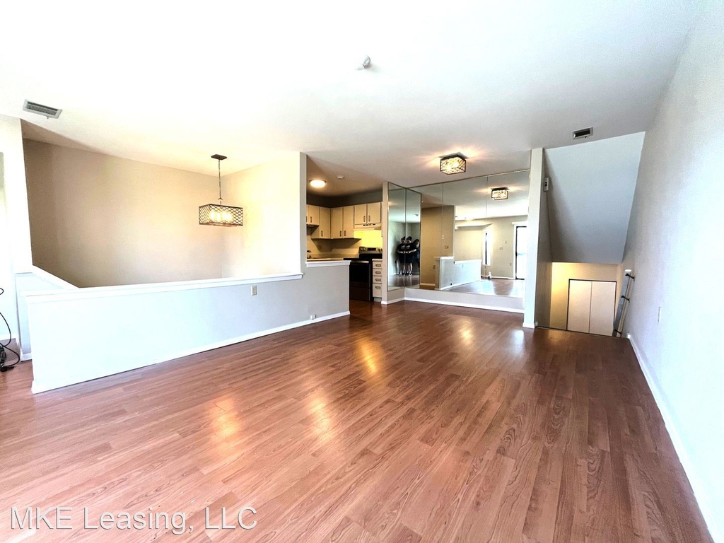 9055 N Park Plaza Court - Photo 4