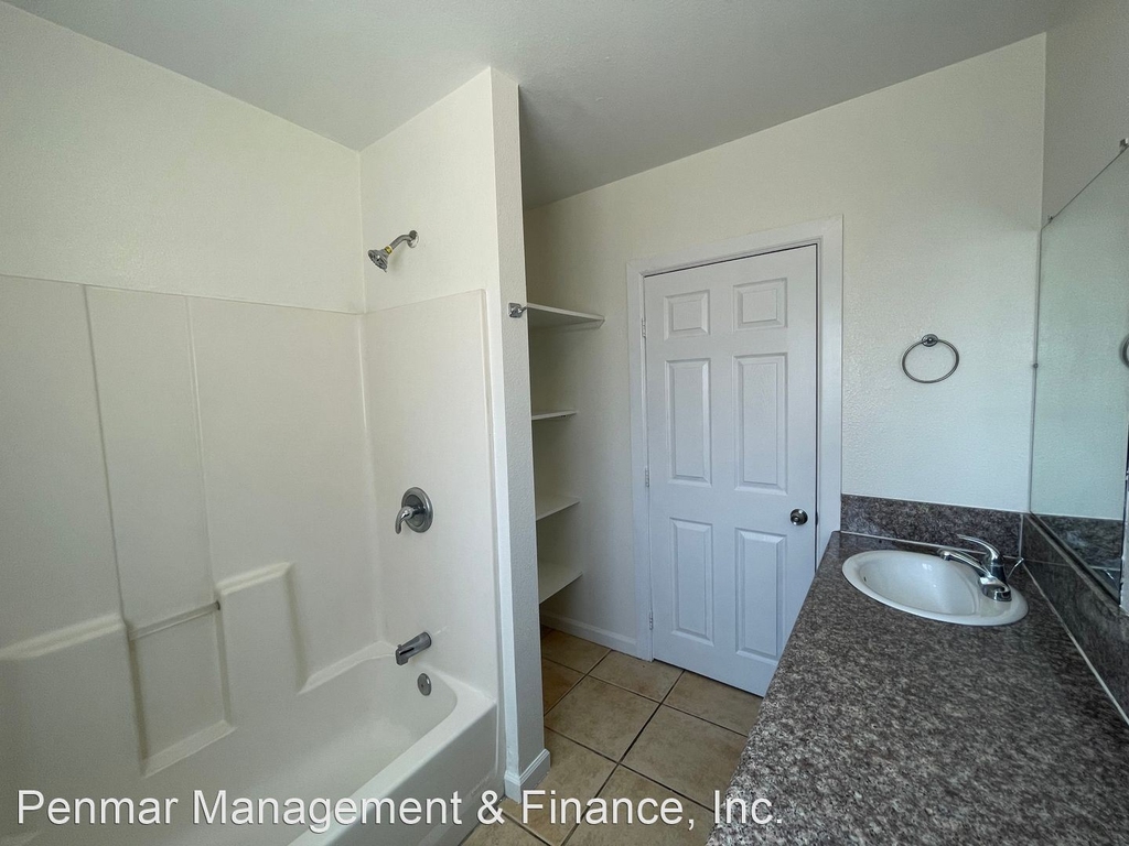 1412 W 91st St - Photo 28