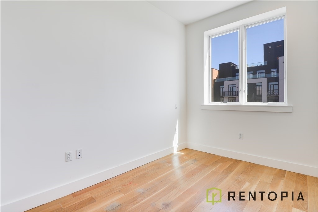 894 Bushwick Avenue - Photo 2