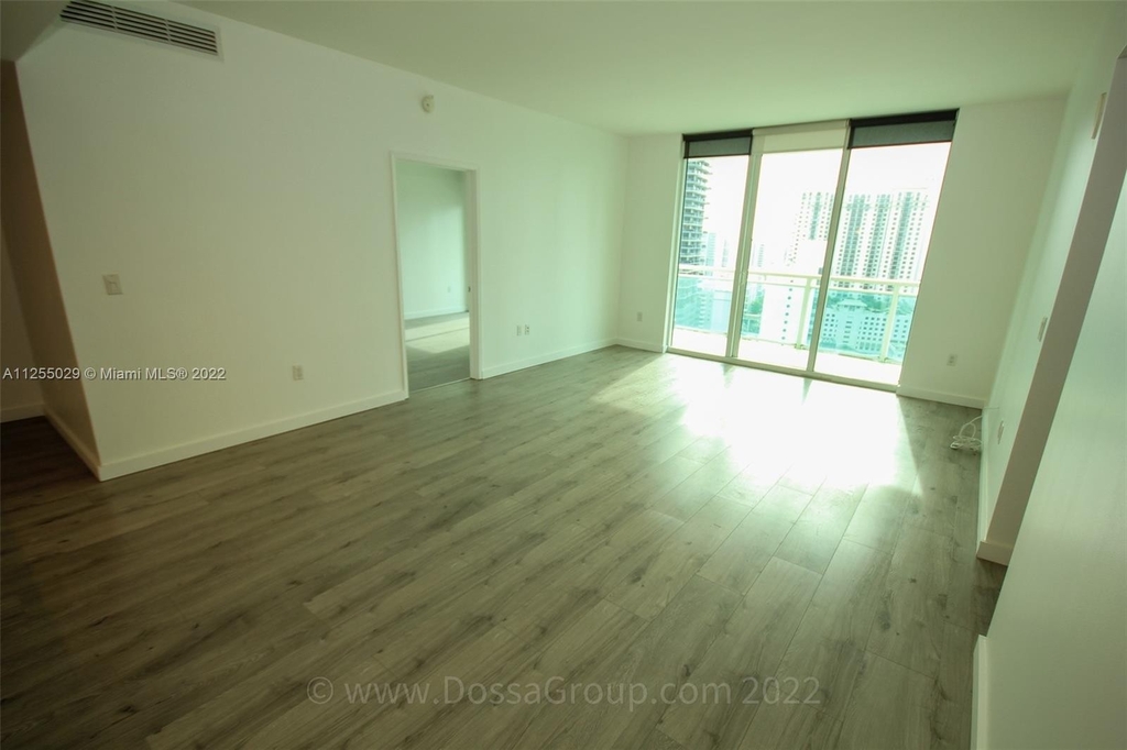 951 Brickell Ave - Photo 5