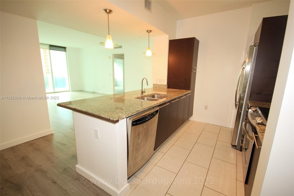 951 Brickell Ave - Photo 13