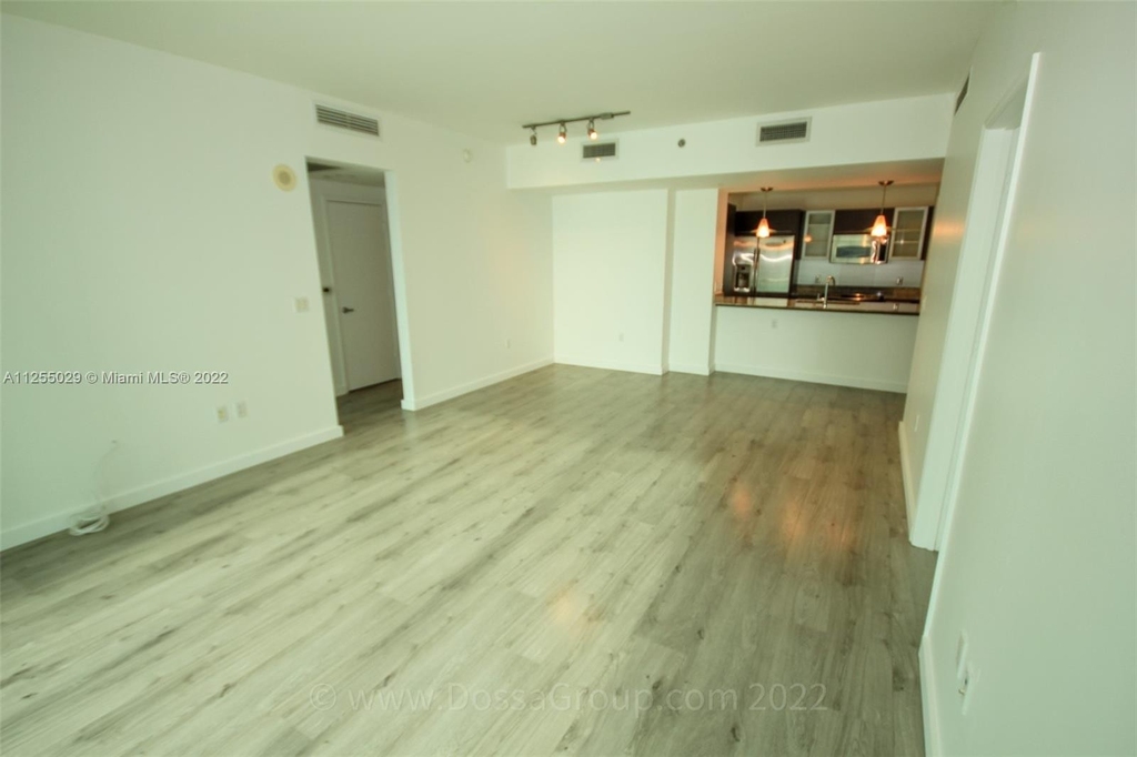 951 Brickell Ave - Photo 11