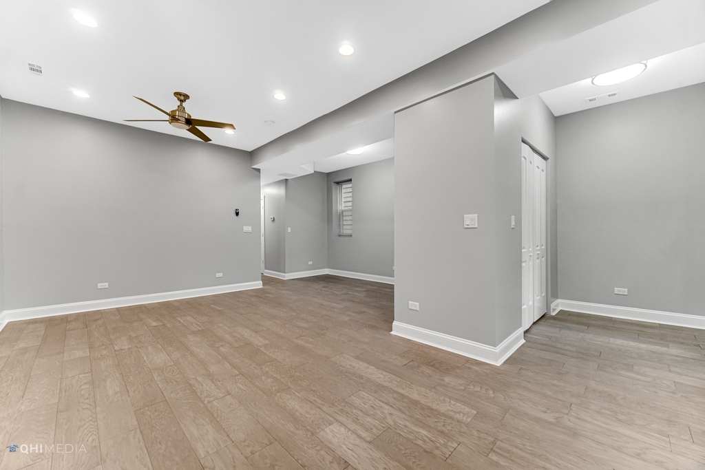 3755 W Dickens Avenue - Photo 2