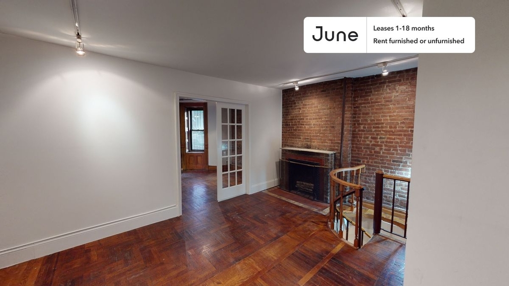 17 West 82nd Street - Photo 3