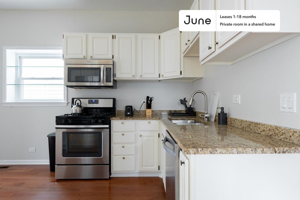 3110 North Clybourn Avenue - Photo 14