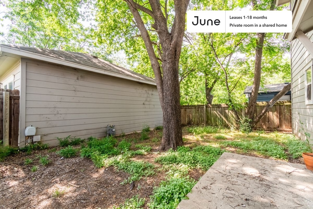 1604 Singleton Avenue - Photo 25