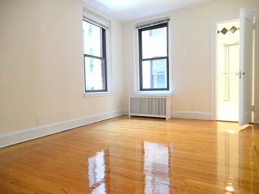 1160 Fifth Avenue - Photo 2