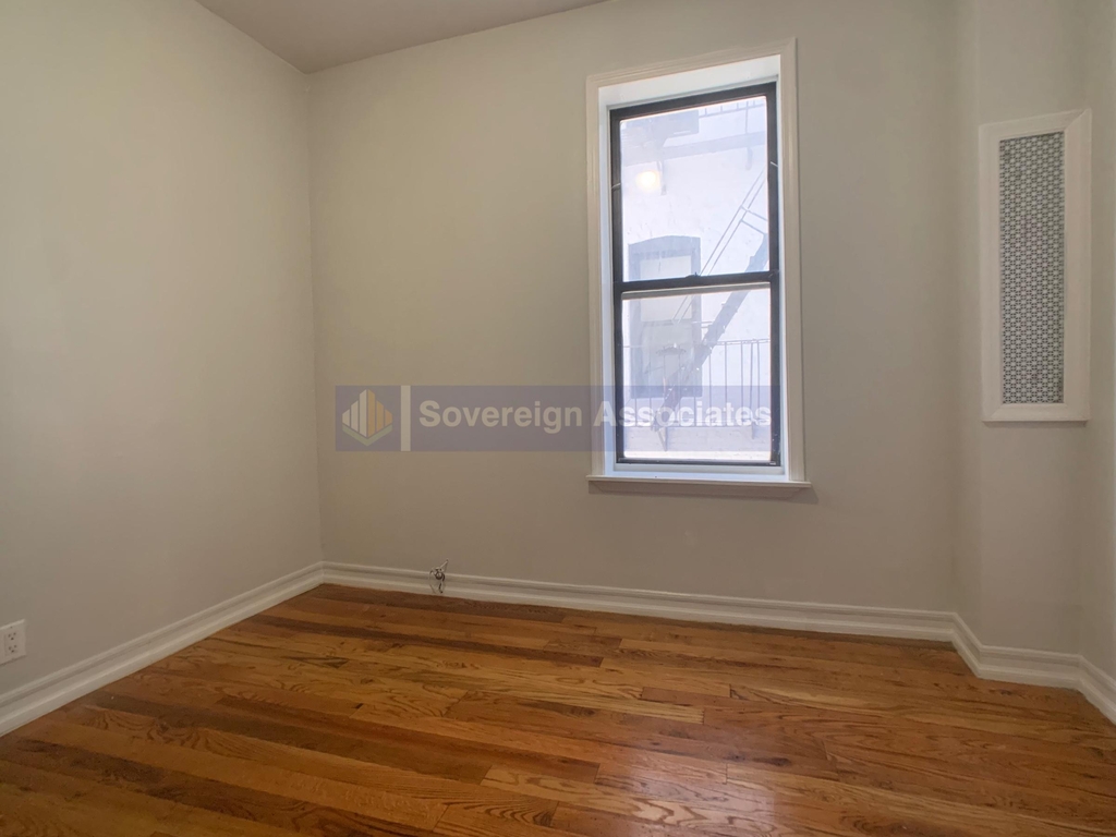 570 West 156th Street - Photo 4