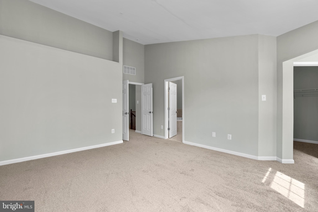 6704 Saw Mill Court - Photo 19