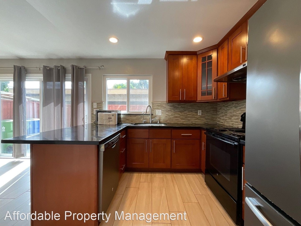 36830 Limeta Terrace - Photo 2