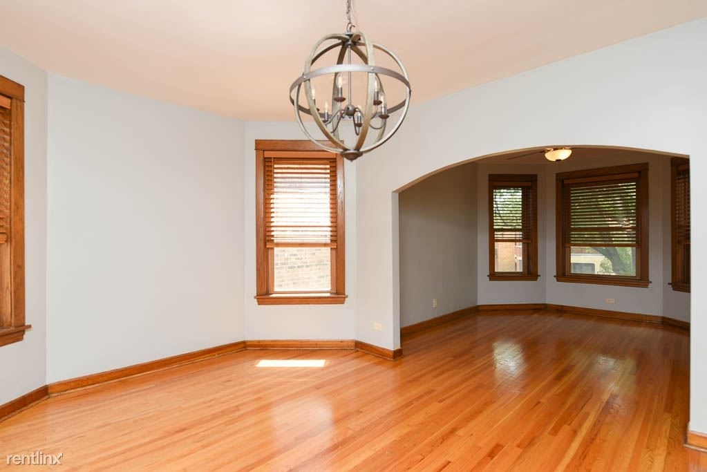 3531 N. Bell, Unit 3 - Photo 8