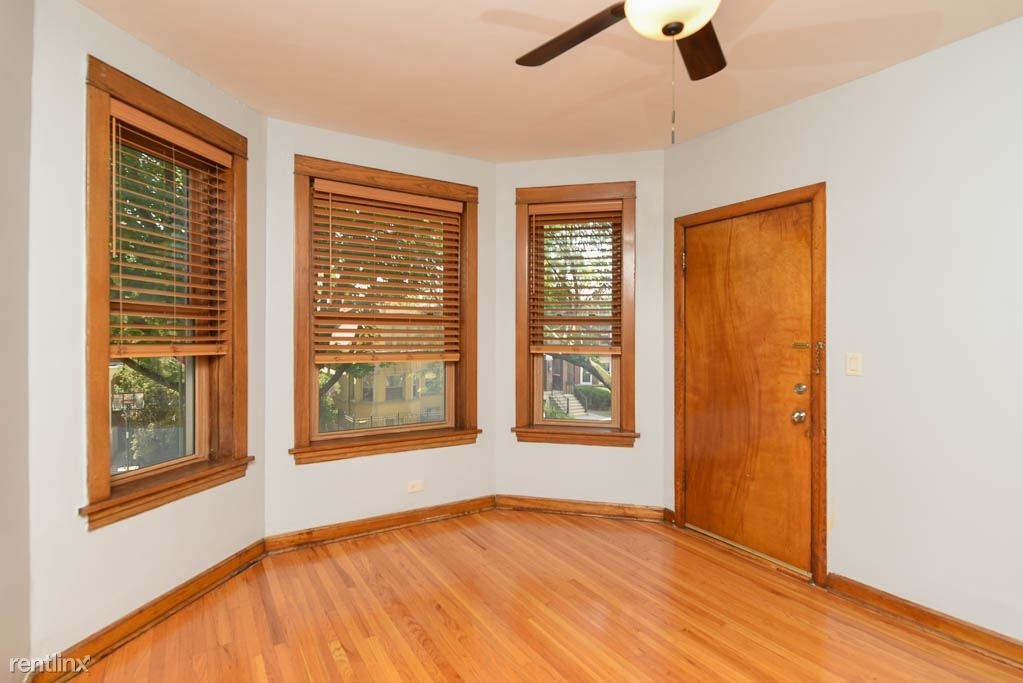 3531 N. Bell, Unit 3 - Photo 16