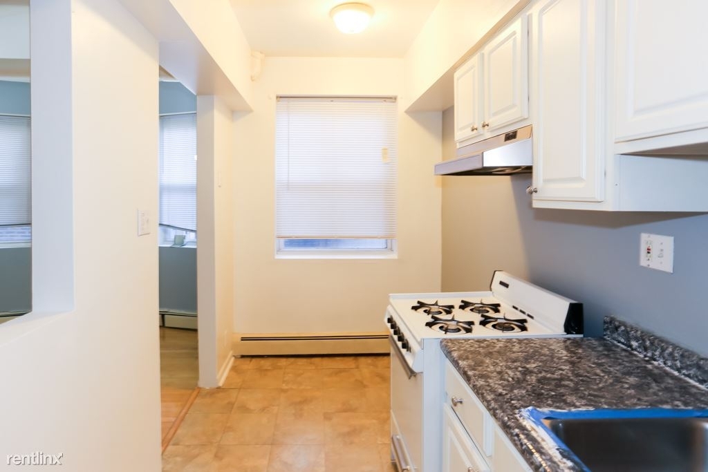 5516 N. Kenmore, Unit 401 - Photo 3