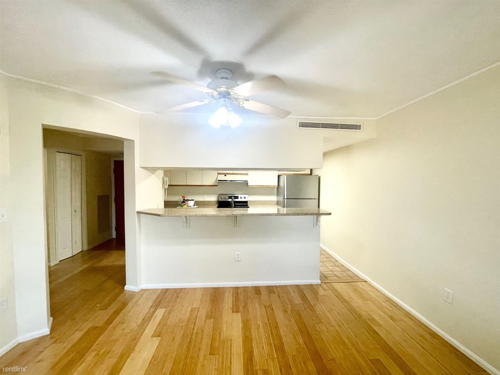 165 Cottage St Apt 608 - Photo 2