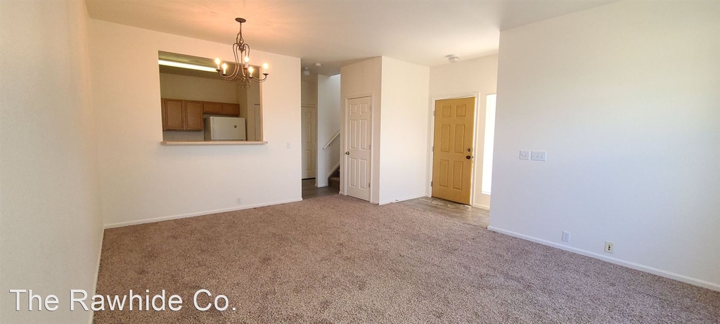 1760 Reilly Grove - Photo 2