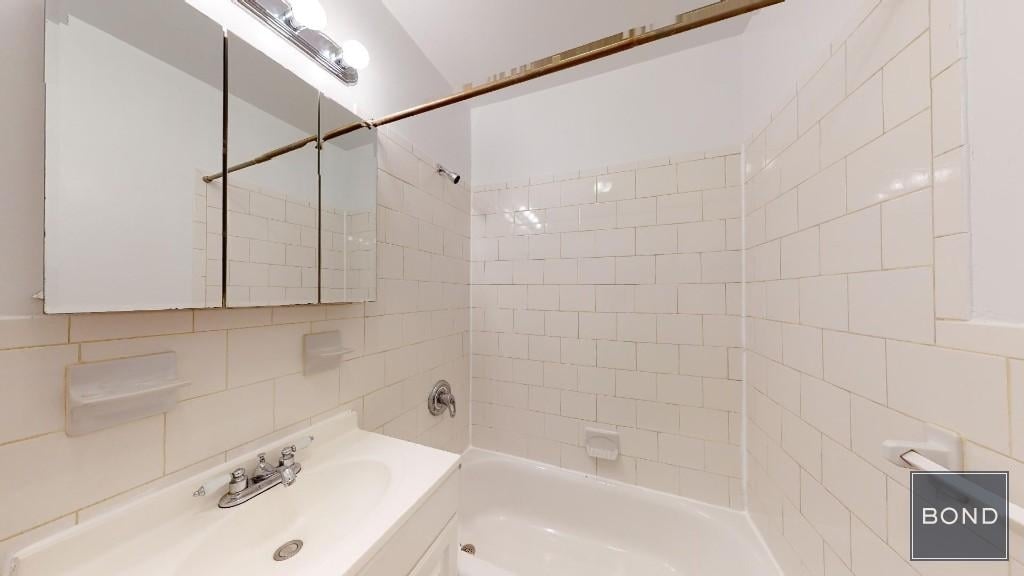 339 East 77 Street - Photo 4