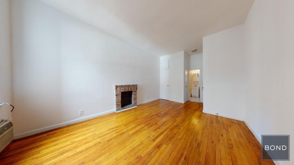 313 East 85 Street - Photo 2