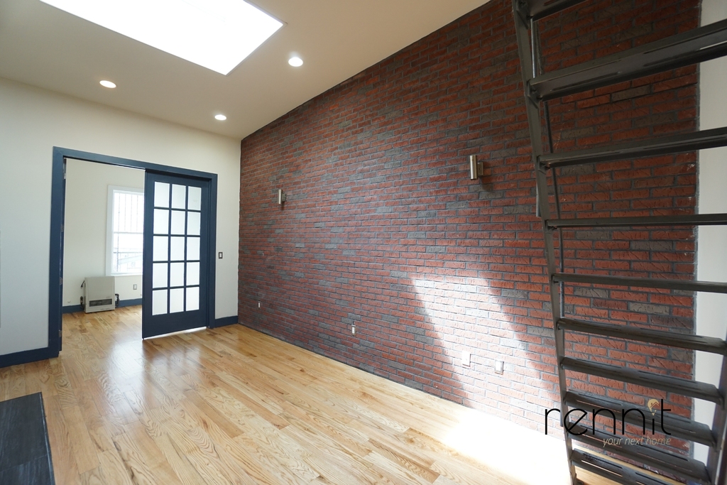 1306 Myrtle Avenue - Photo 1