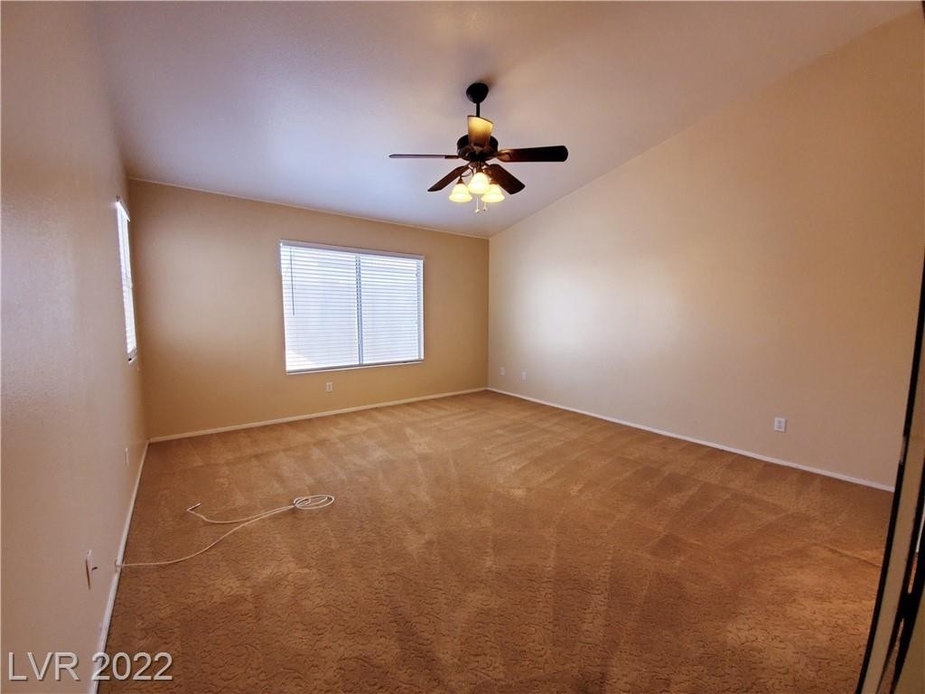 609 Blooming View Avenue - Photo 7