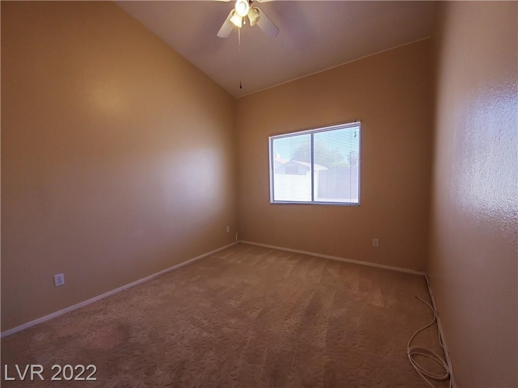 609 Blooming View Avenue - Photo 5