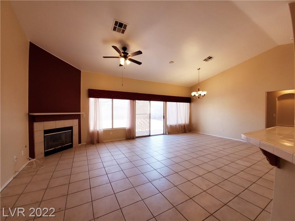 609 Blooming View Avenue - Photo 2