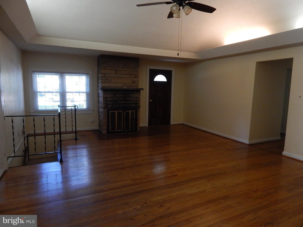 6531 Windham Avenue - Photo 3