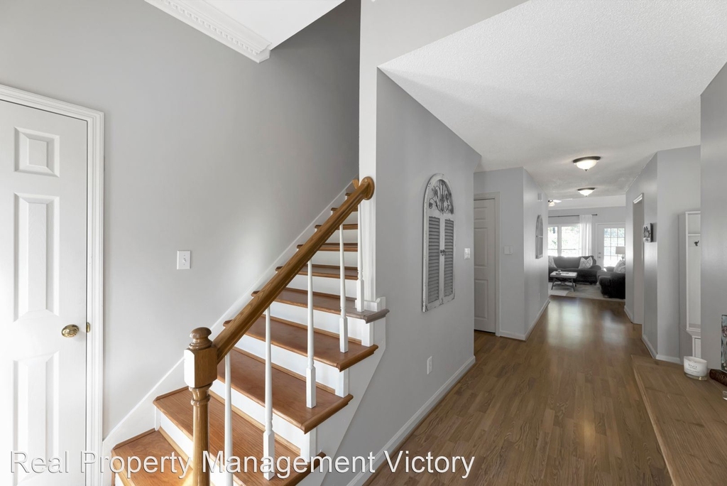 3717 Stone Ridge Terrace - Photo 1