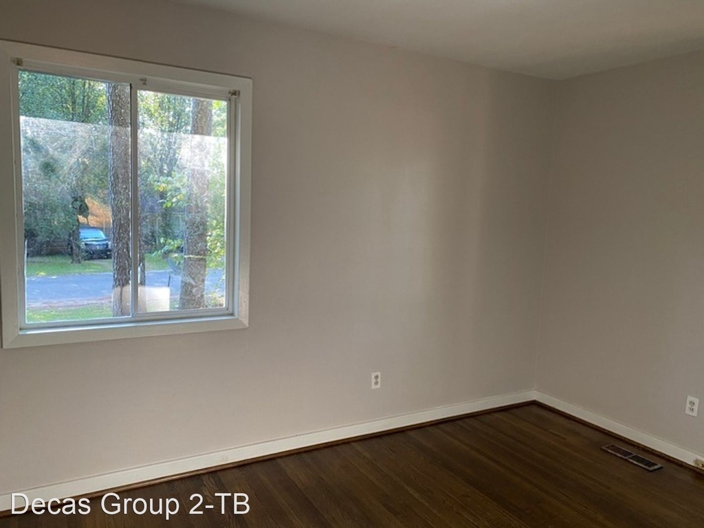 1612 Bobolink Ln - Photo 2