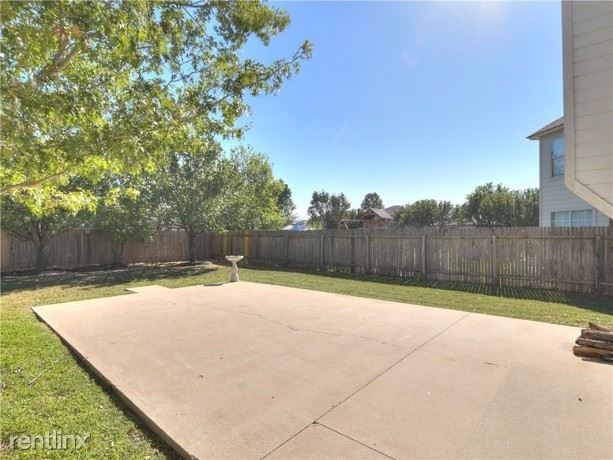 302 Edgewood Cv - Photo 31