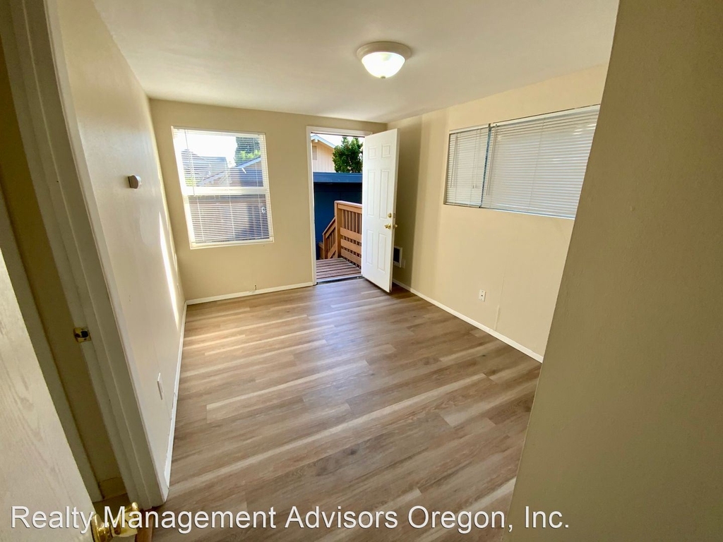 3916 Se Harrison Street - Photo 24