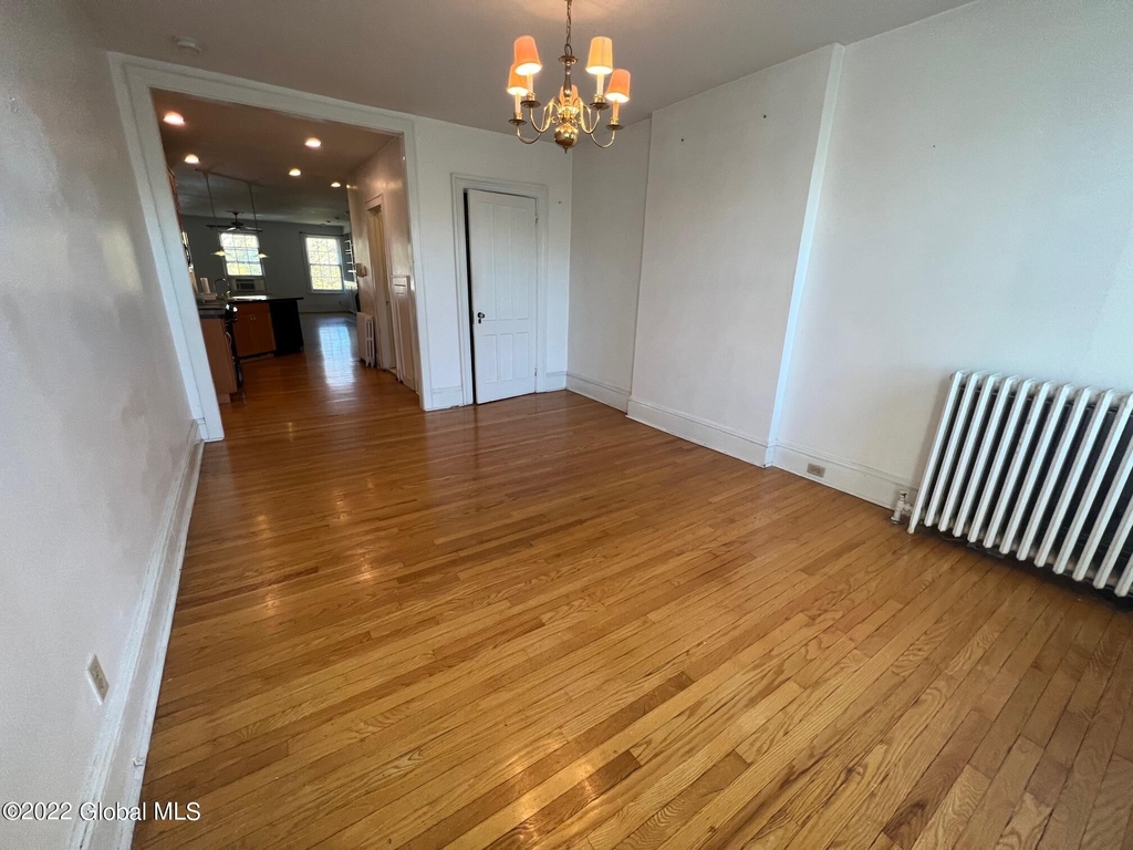 94 Chestnut Street - Photo 14