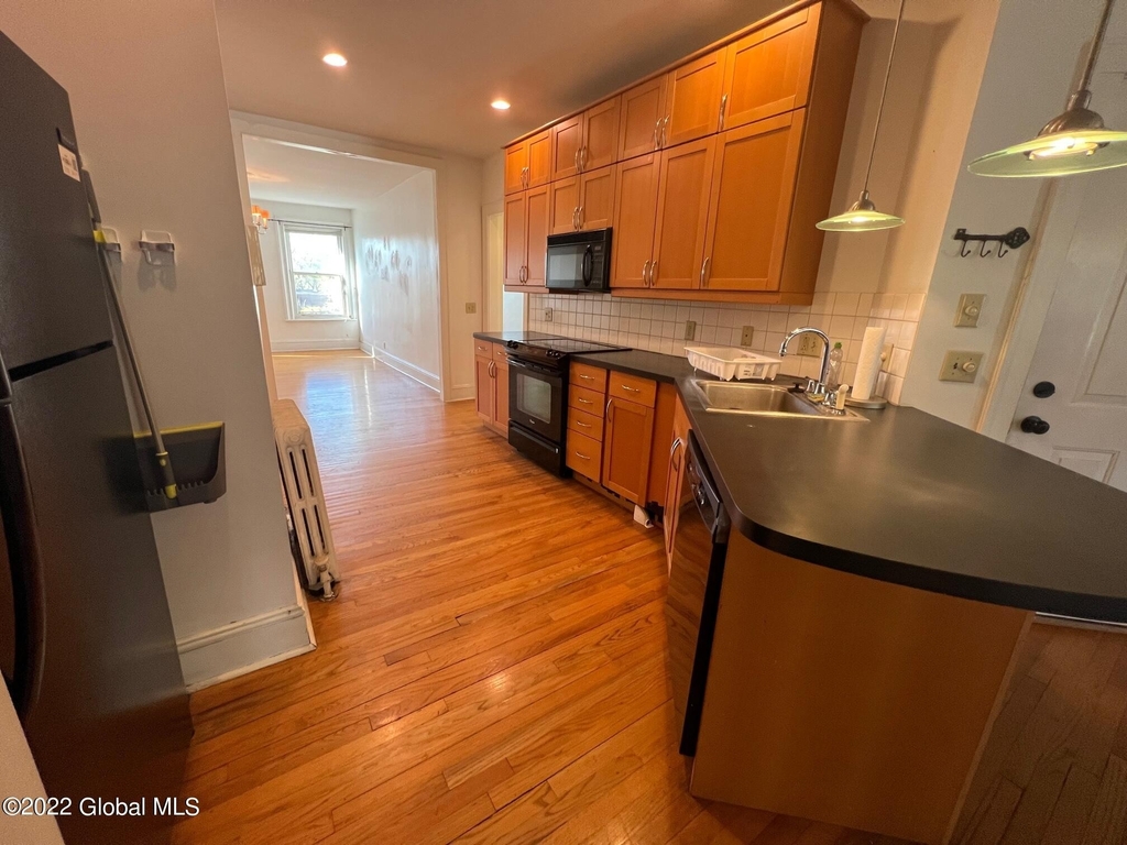 94 Chestnut Street - Photo 12