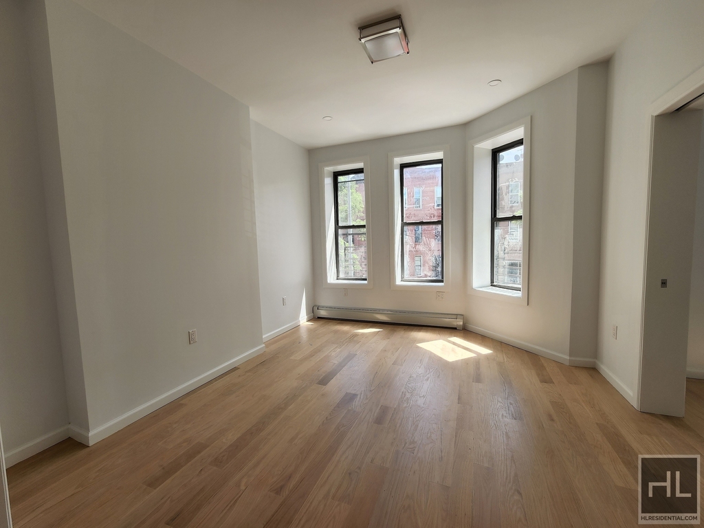 563 Chauncey Street - Photo 1