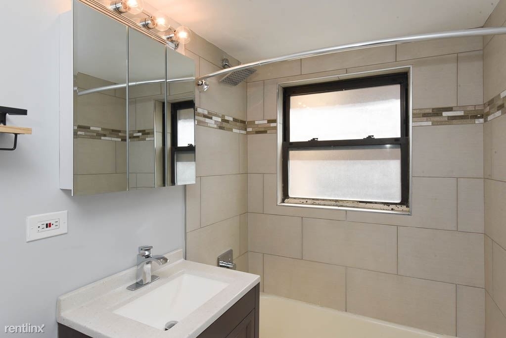 6007 N. Kenmore, Unit 201 - Photo 16