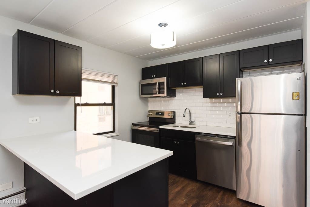 6007 N. Kenmore, Unit 201 - Photo 2