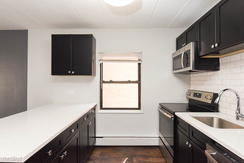 6007 N. Kenmore, Unit 201 - Photo 1