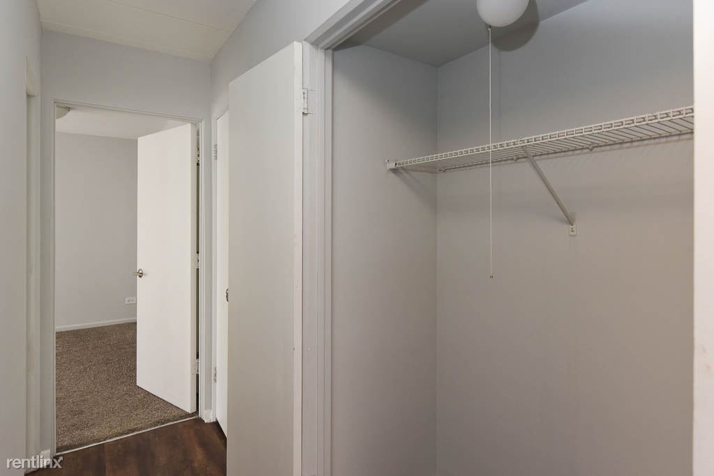 6007 N. Kenmore, Unit 102 - Photo 17