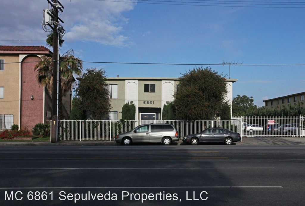 6861 Sepulveda Blvd - Photo 16