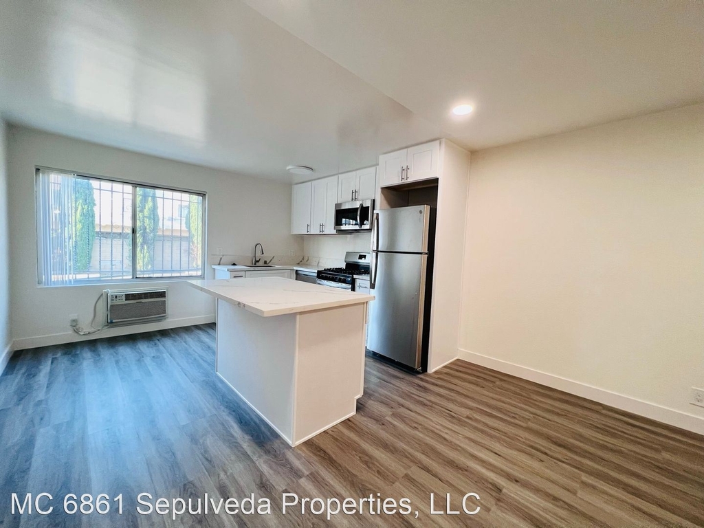 6861 Sepulveda Blvd - Photo 8