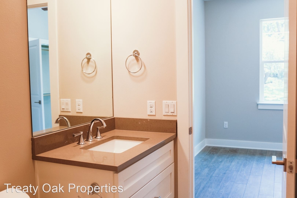 3207 Liberty Street, Unit B - Photo 15