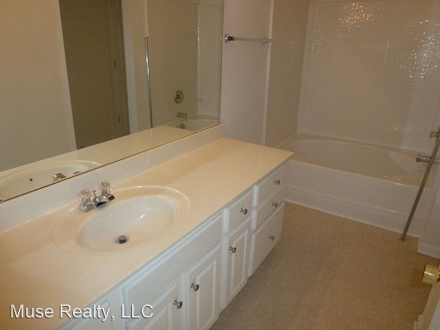 2708 Honeywind Court - Photo 5