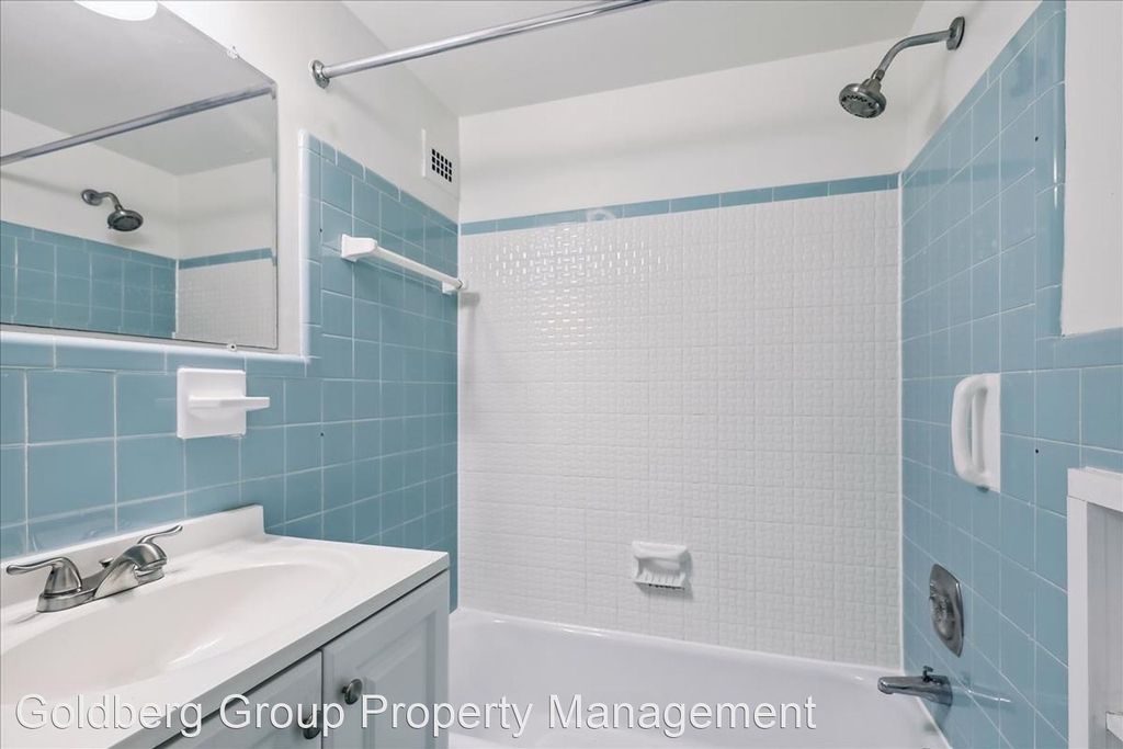 10401 Grosvenor Place #427 - Photo 26