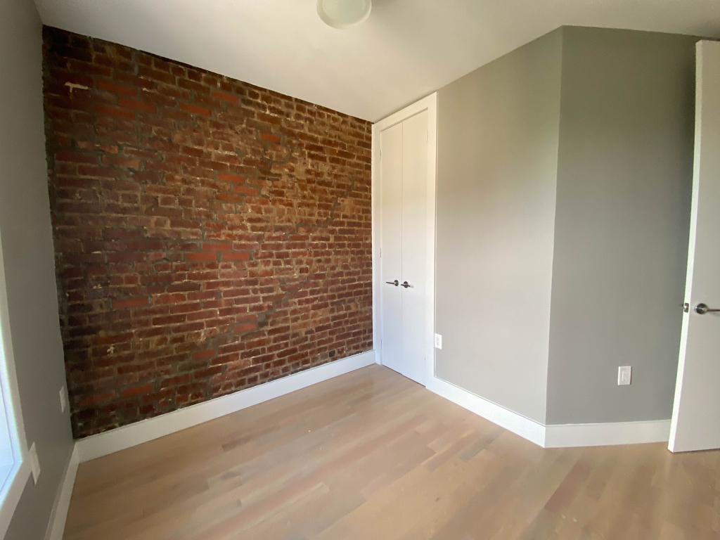 304 West 151st Street - Photo 3